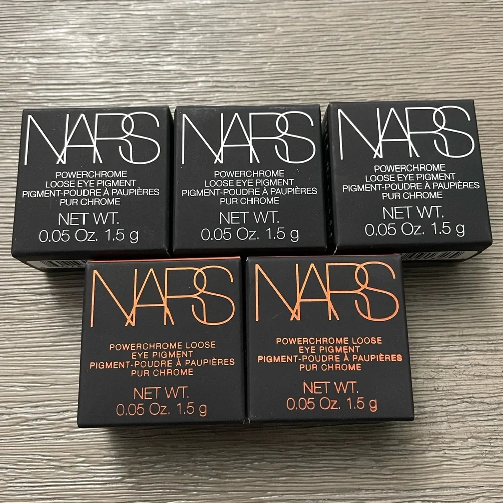 NARS POWERCHROME LOOSE EYE PIGMENT - Picture 3 of 4